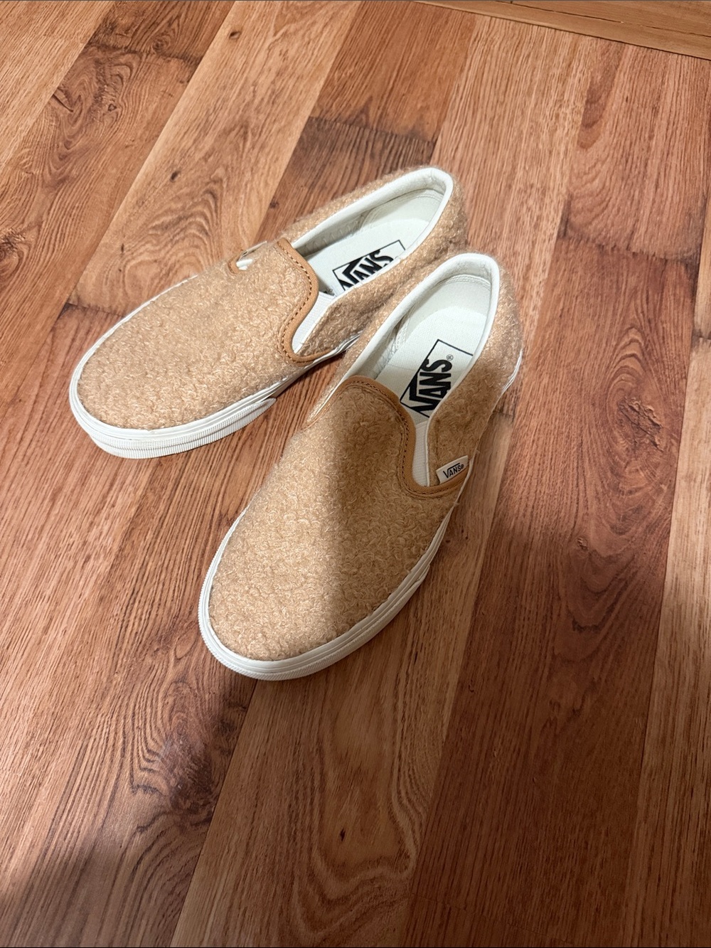 Vans Slip-On Sherpa shoes